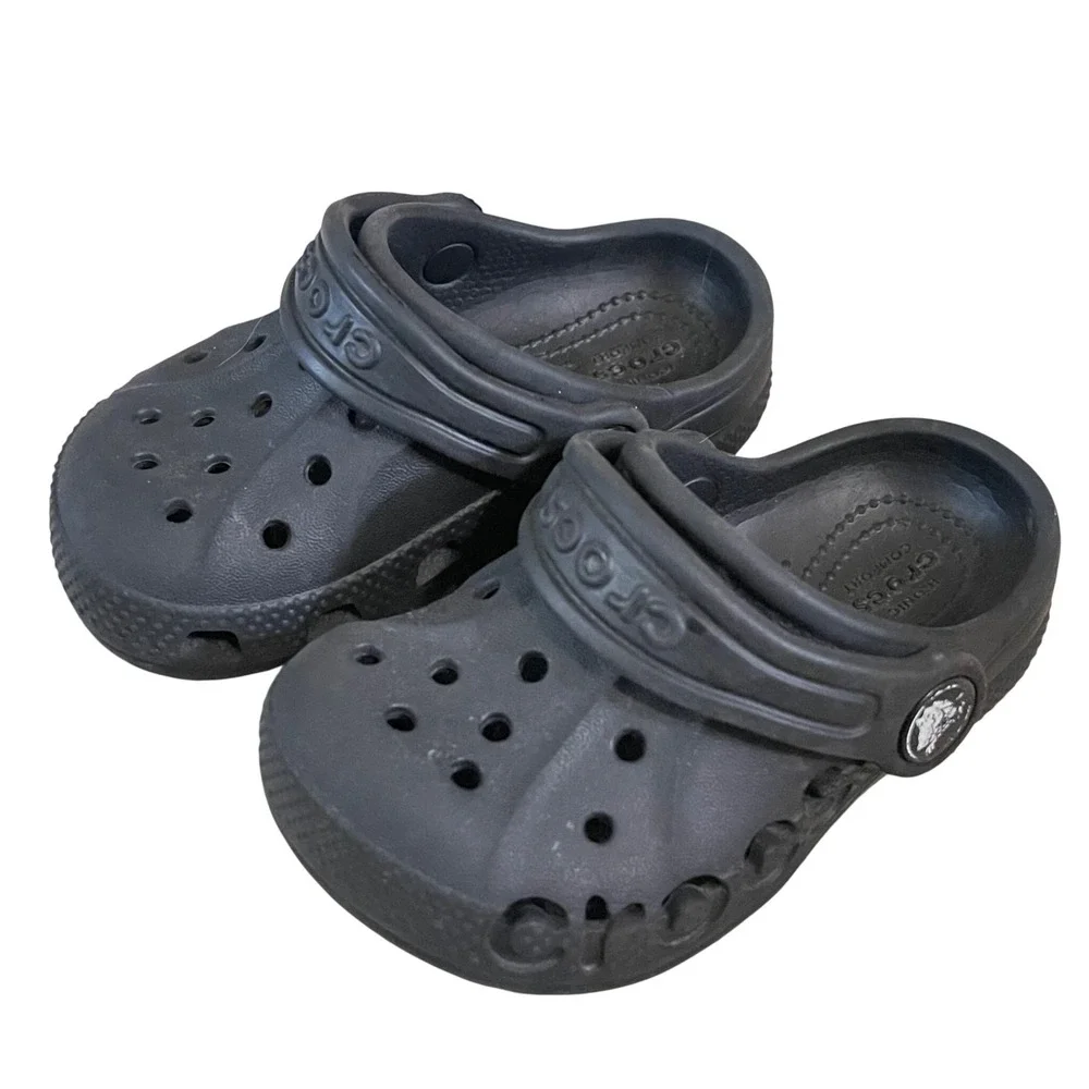 Crocs Toddler Size C6 Boy Classic Clogs Slip-On Shoes Black Pool Hiking Sandal‎